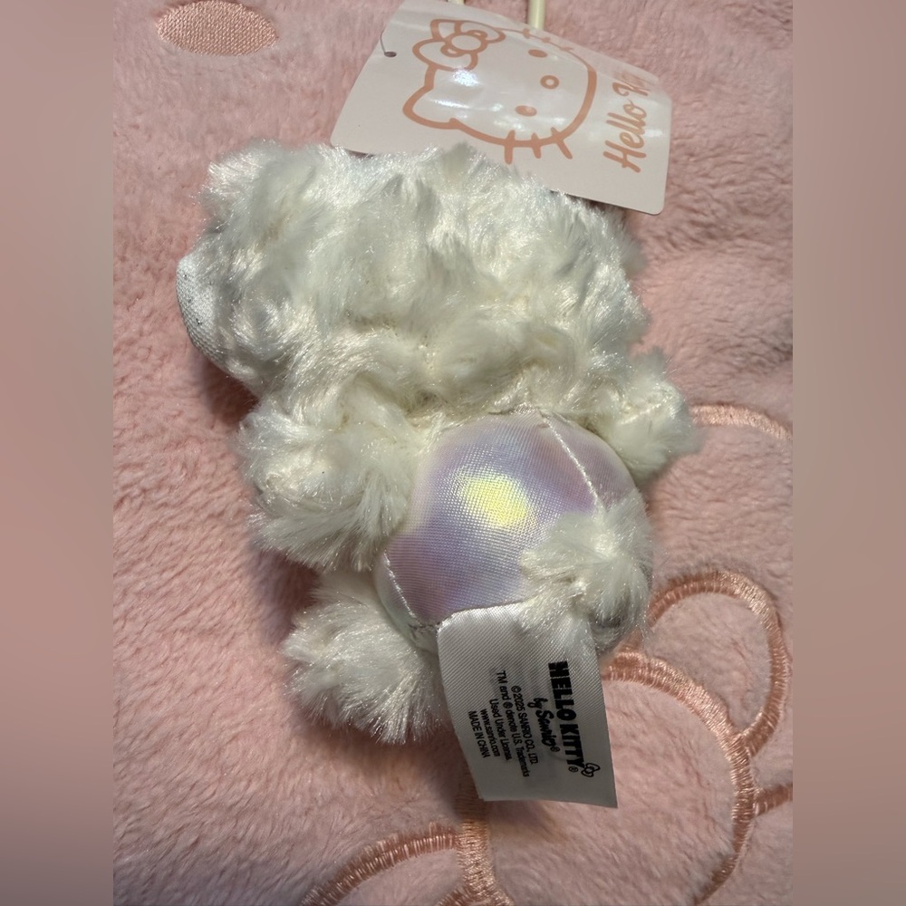 🆕 Sanrio Hello Kitty Fluffy White Plush Keychain - Picture 2 of 2